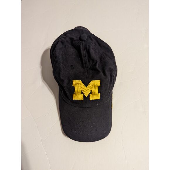 Michigan Wolverines '47 Women's Navy Blue Sparkle Clean Up Adjustable Hat - Picture 1 of 4